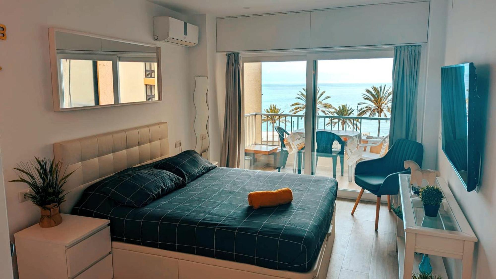 Comfortable Studio In Marbella With Sea Views Bagian luar foto
