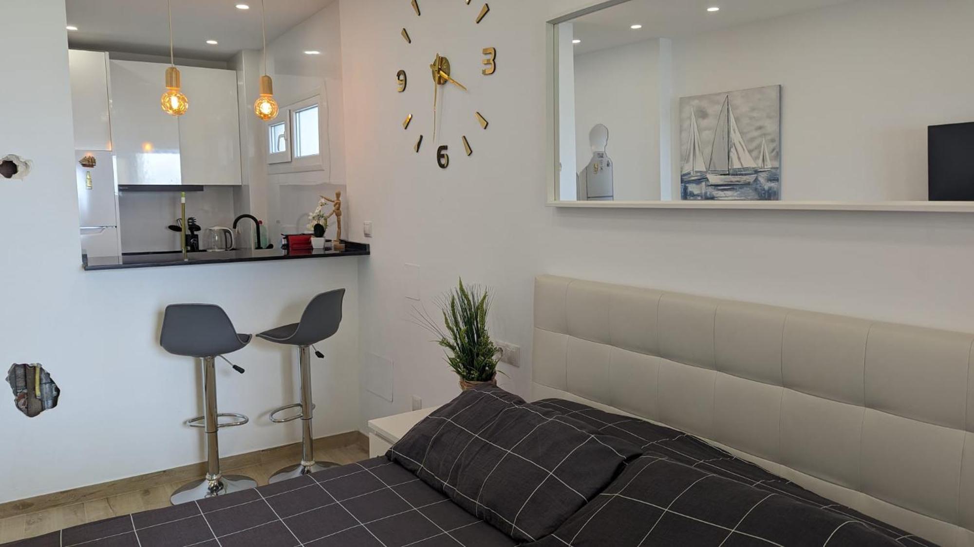 Comfortable Studio In Marbella With Sea Views Bagian luar foto